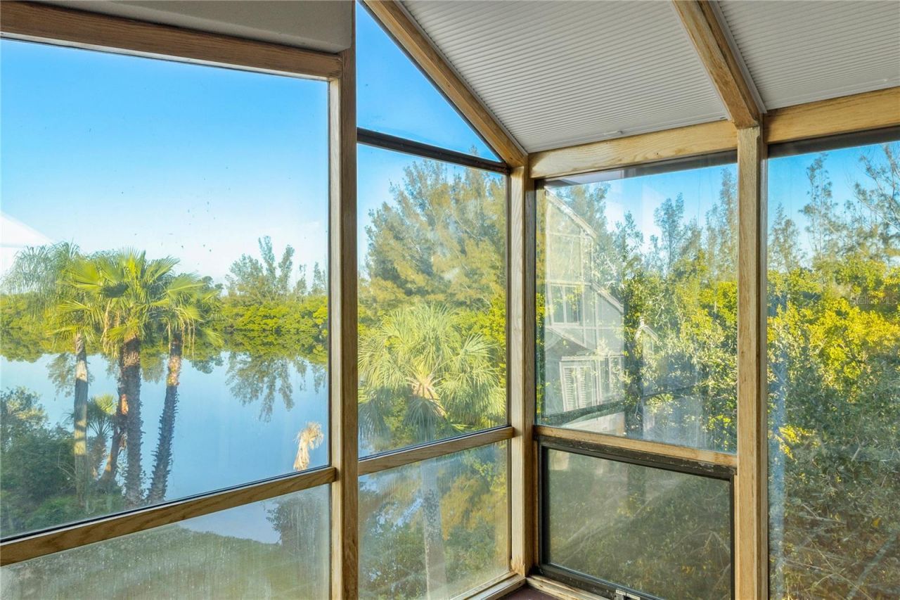 121 Tidy Island Boulevard, Bradenton, FL 34210 Photo