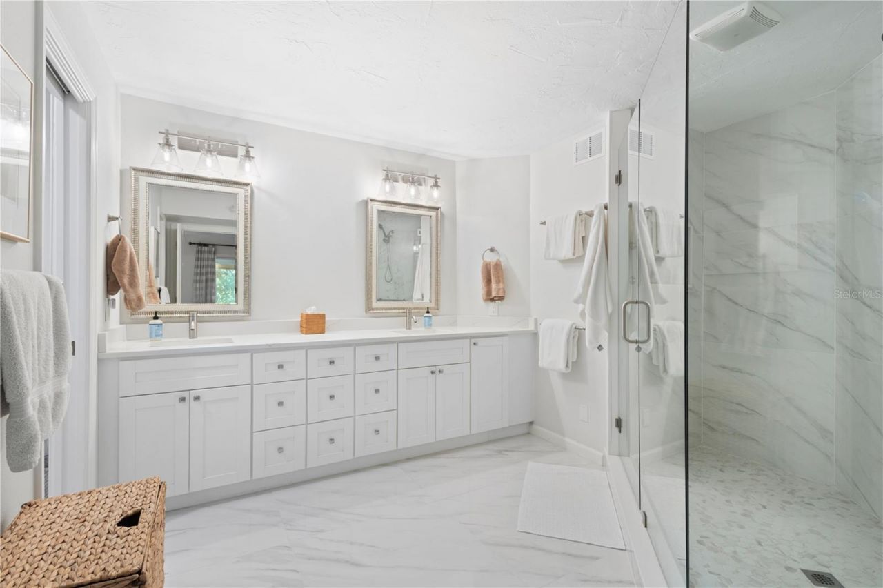 121 Tidy Island Boulevard, Bradenton, FL 34210 Photo