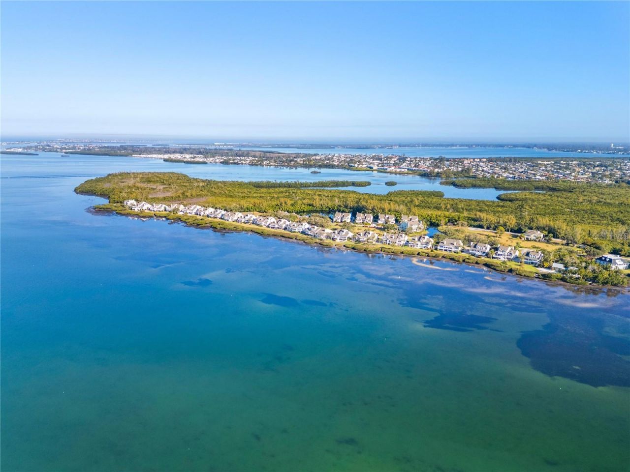 121 Tidy Island Boulevard, Bradenton, FL 34210 Photo