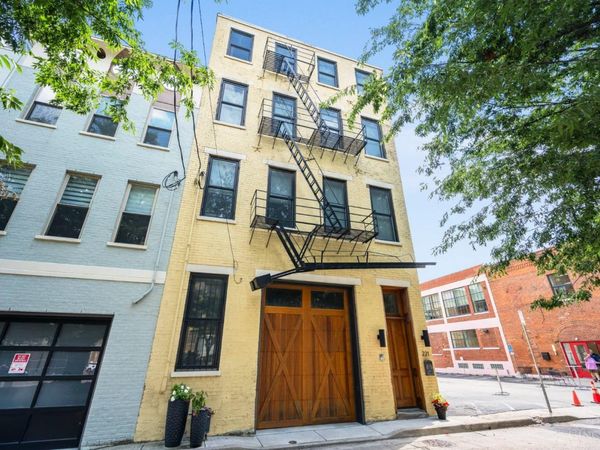 221 Kemp Alley, Cincinnati, OH 45202