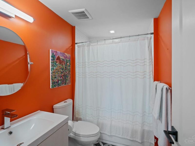 221 Kemp Alley, Cincinnati, OH 45202 Photo 35
