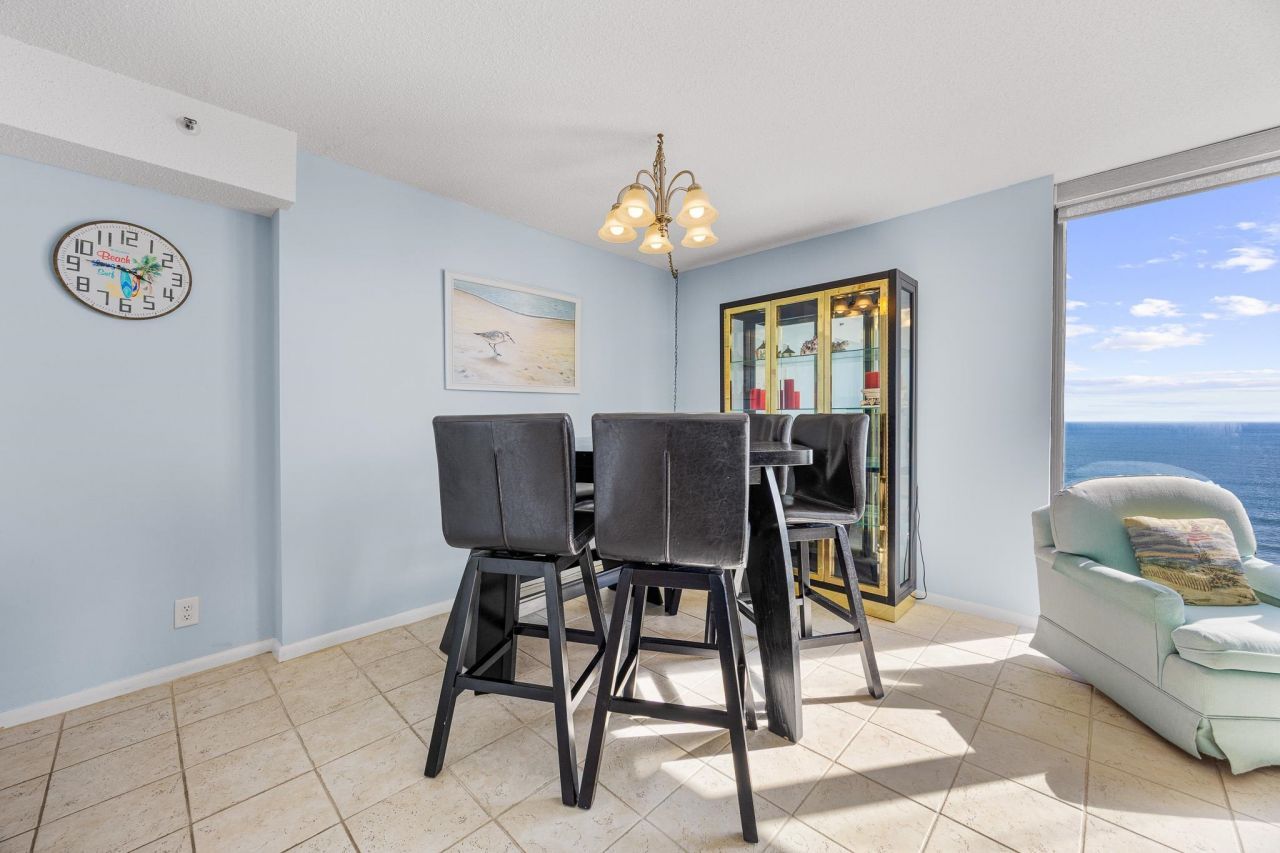 1425 S Ocean Blvd. Photo 12