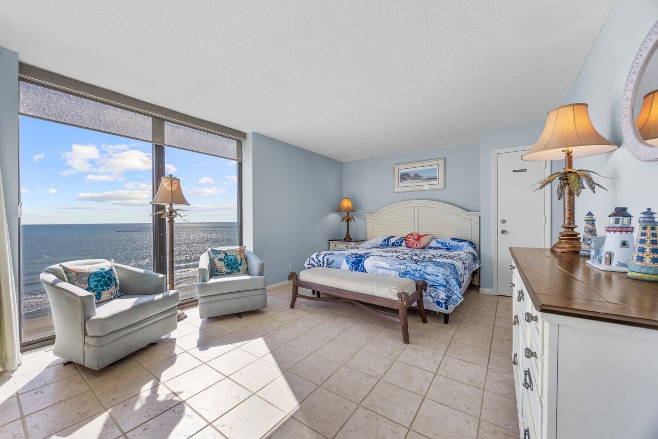 1425 S Ocean Blvd. Photo 22