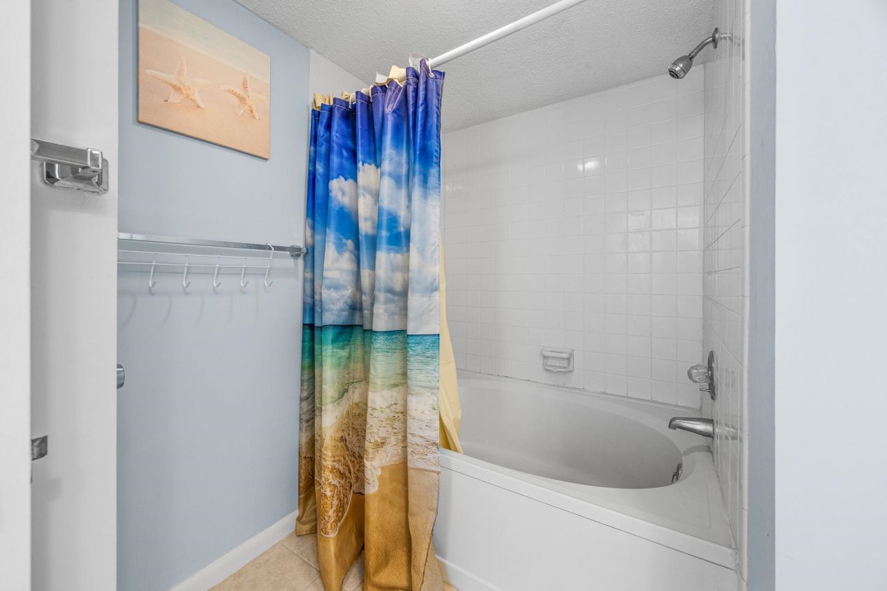 1425 S Ocean Blvd. Photo 27