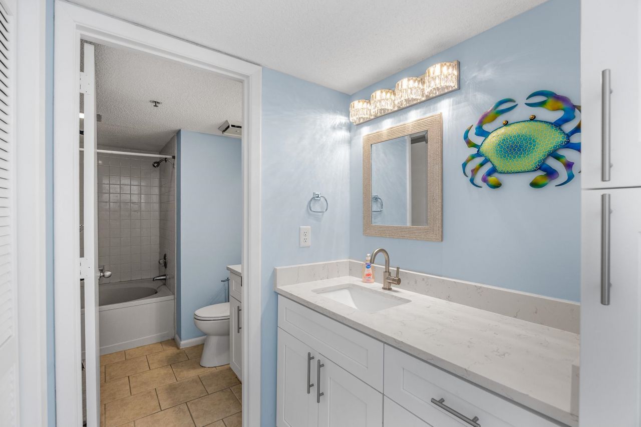 1425 S Ocean Blvd. Photo 28