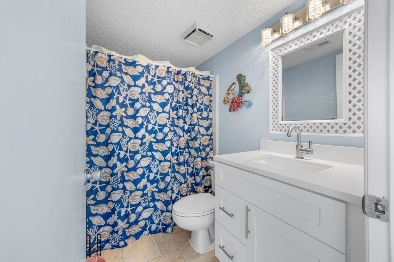 1425 S Ocean Blvd. Photo 31