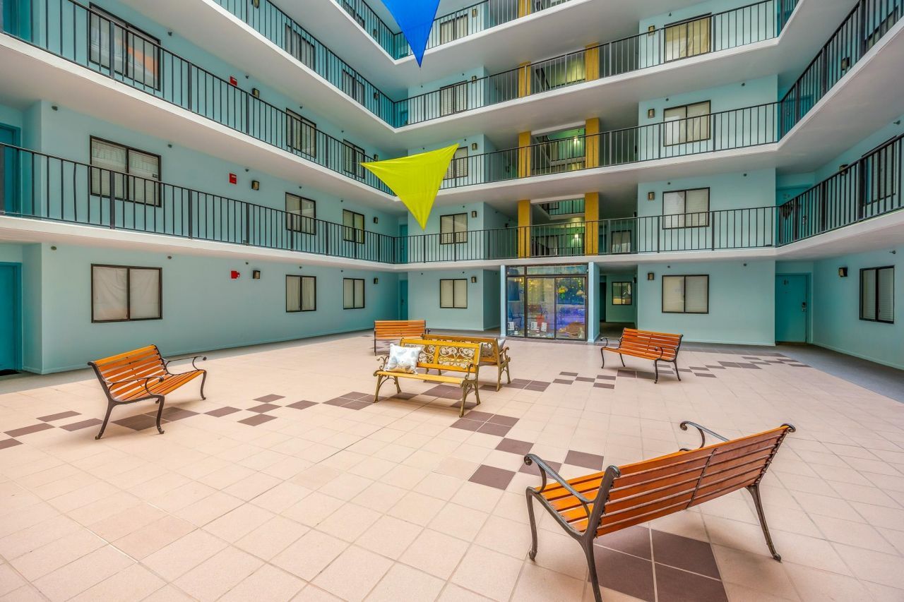 1425 S Ocean Blvd. Photo 39