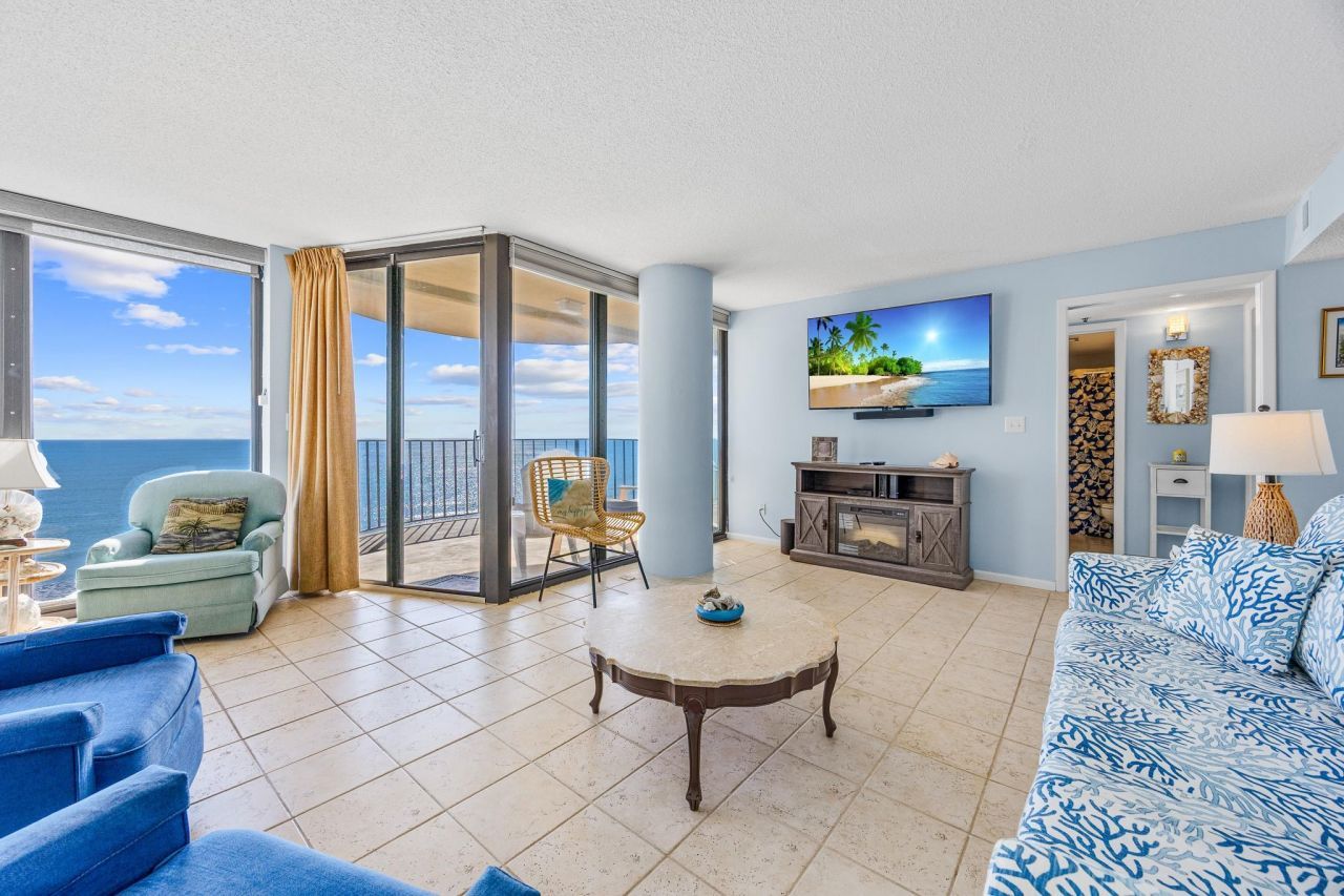 1425 S Ocean Blvd. Photo 6