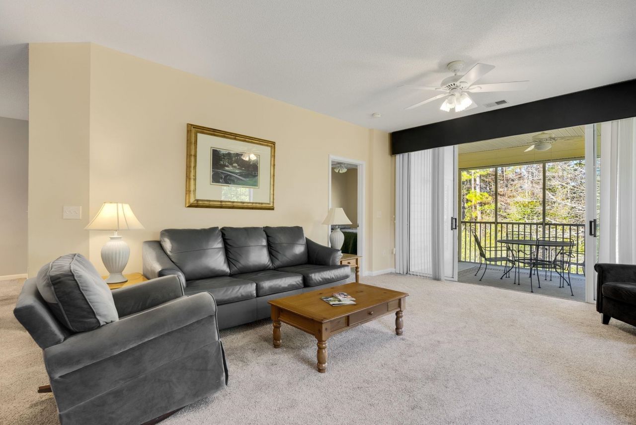 4499 Girvan Dr. Photo 10