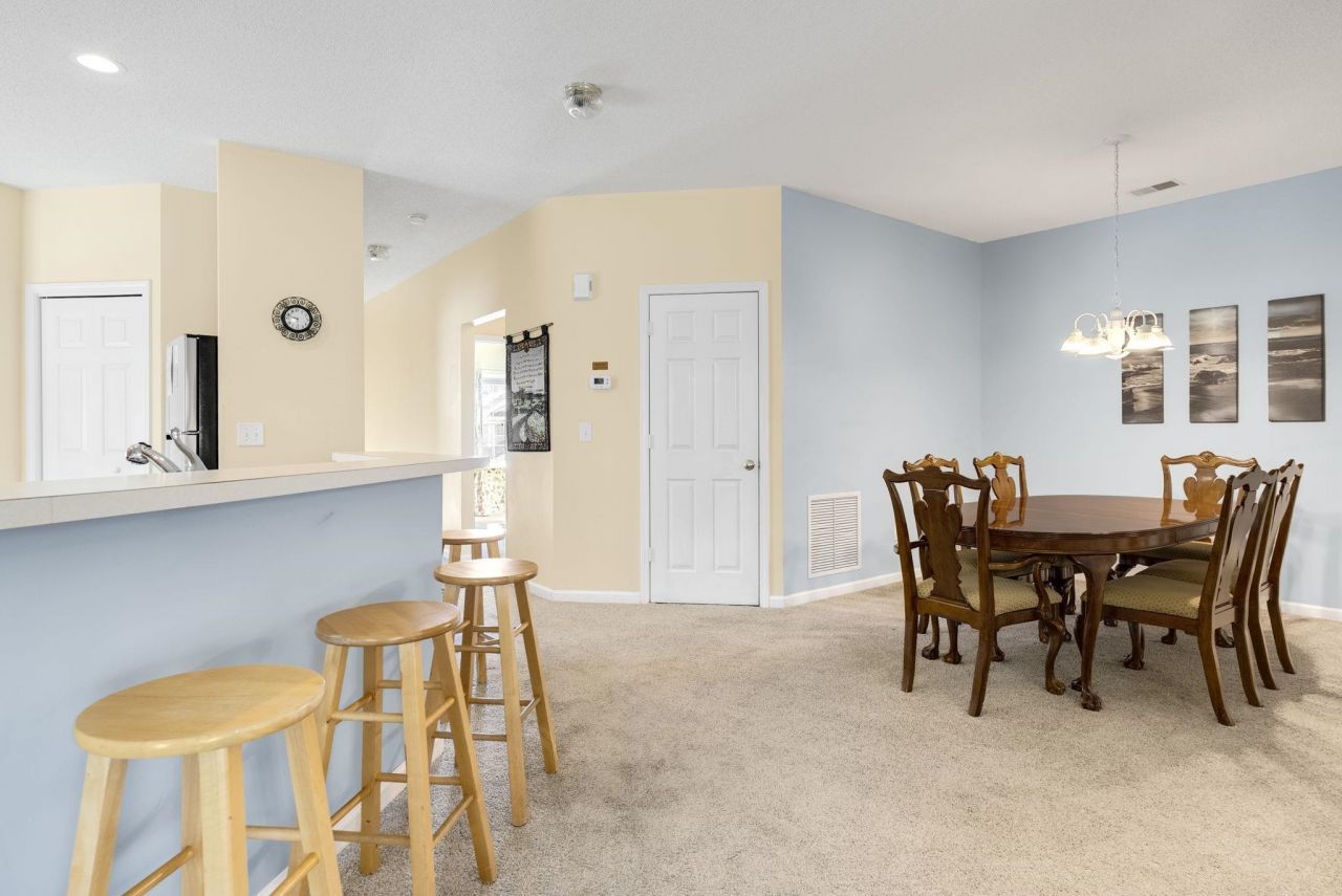 4499 Girvan Dr. Photo 17