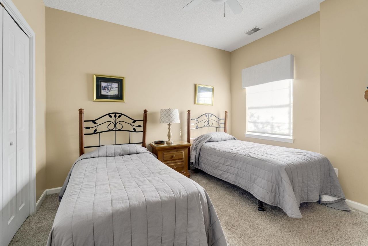 4499 Girvan Dr. Photo 26