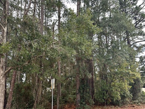 709 NW Lovejoy Road, Fort Walton Beach, FL 32548