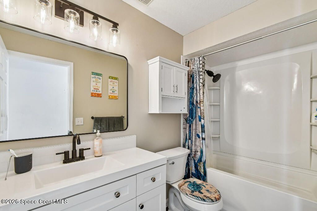 2639 Lowell Circle, Melbourne, FL 32935 Photo