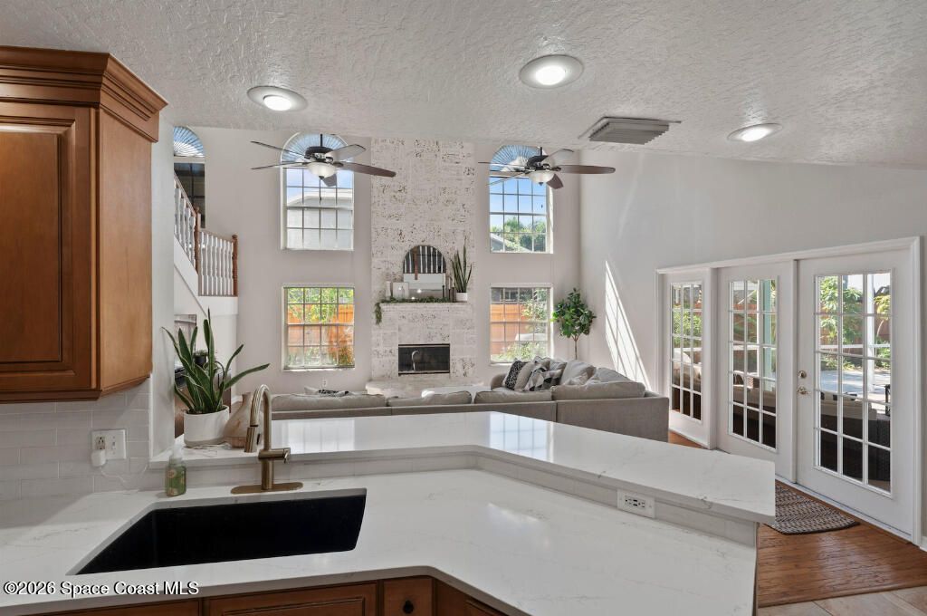 2639 Lowell Circle, Melbourne, FL 32935 Photo