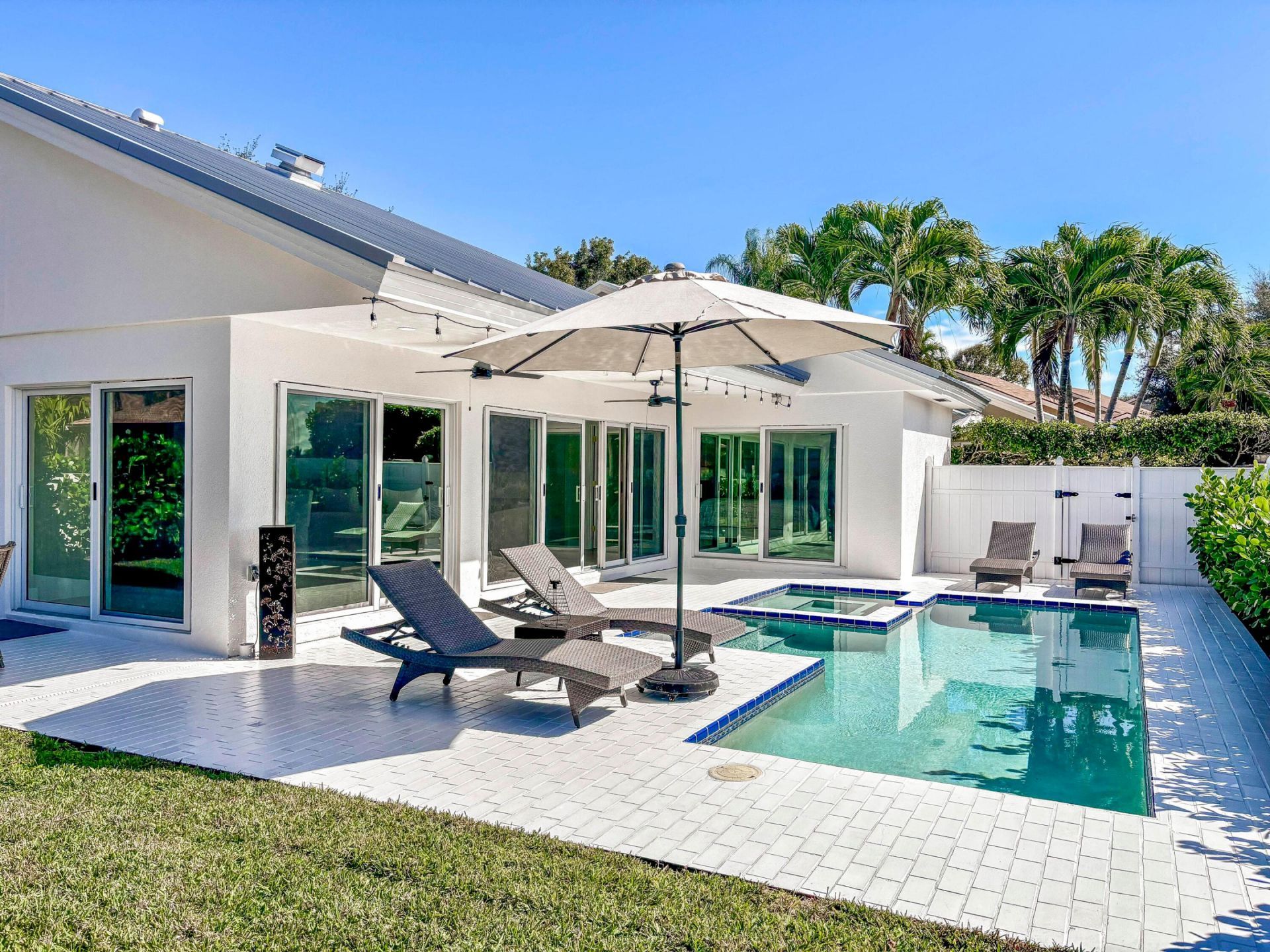 228 Ridge Road, Jupiter, FL 33477 Photo