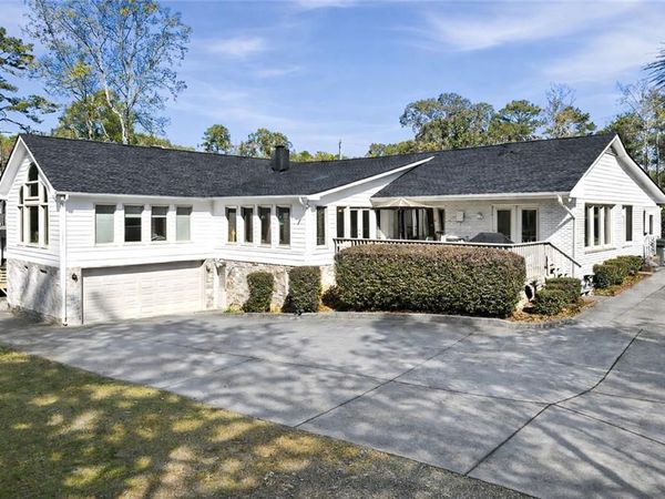 6558 Lanier Island Parkway, Buford, GA 30518