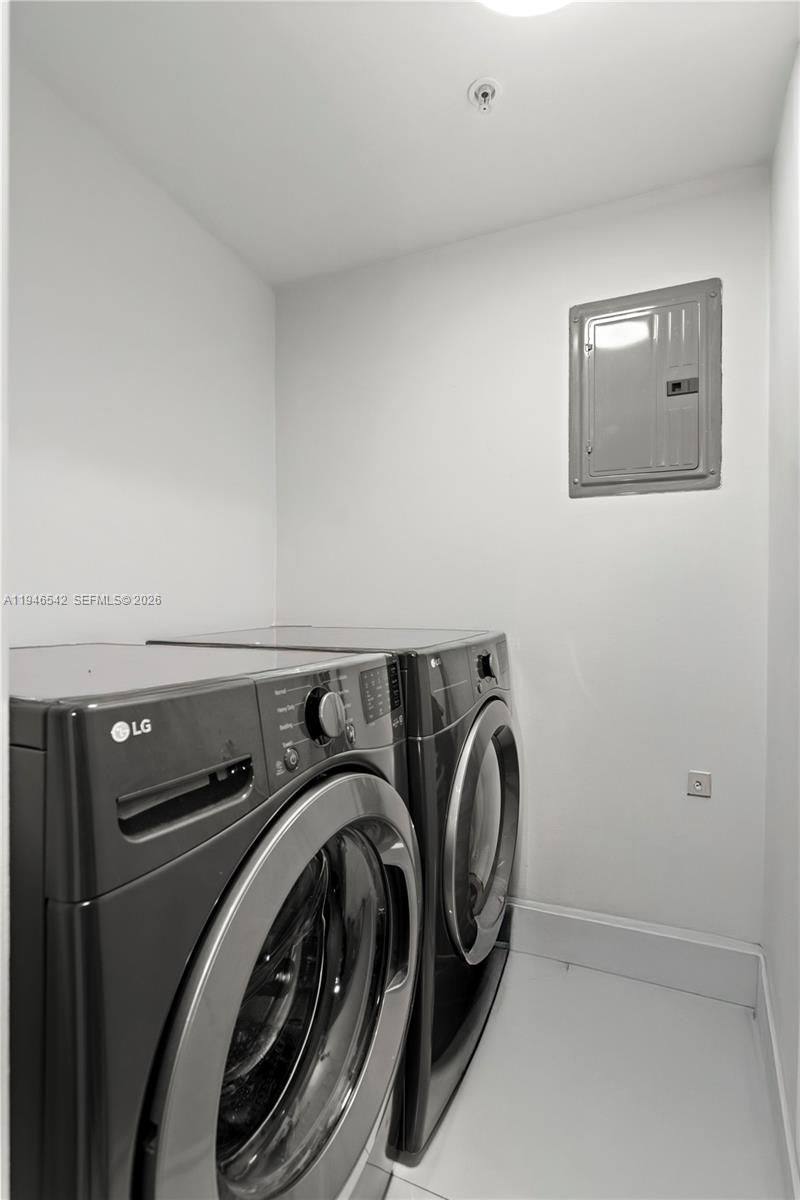 17150 N Bay Rd, Unit 2320, Sunny Isles Beach, FL 33160 Photo