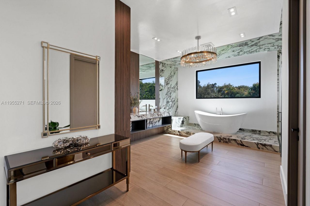 5900 SW 129th Ter, Pinecrest, FL 33156 Photo