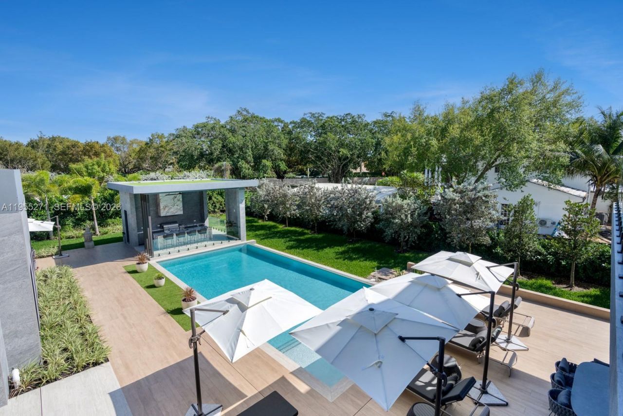 5900 SW 129th Ter, Pinecrest, FL 33156 Photo