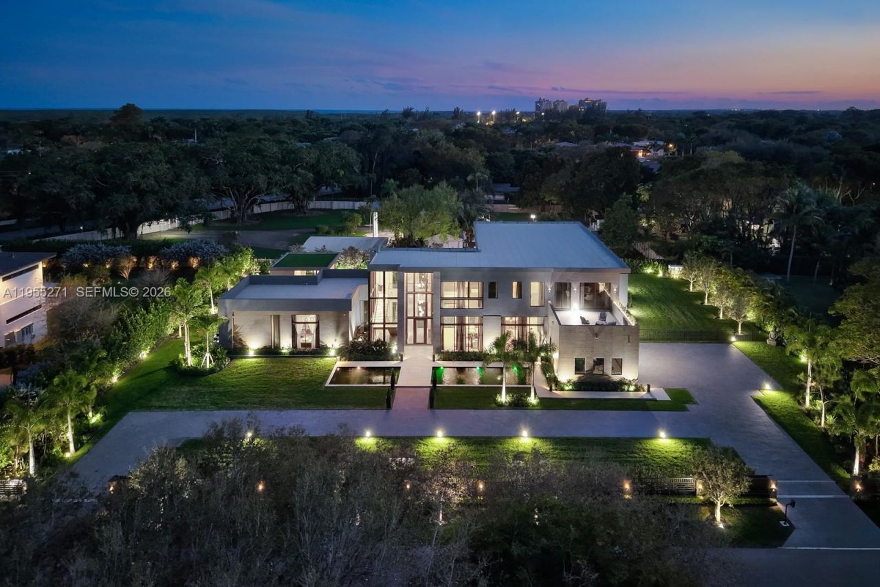 5900 SW 129th Ter, Pinecrest, FL 33156 Photo