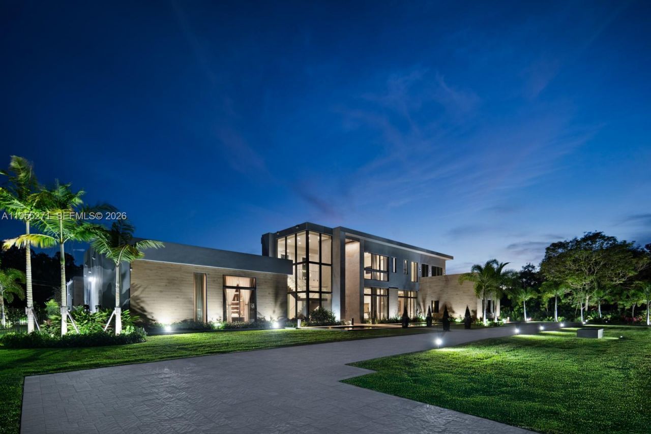 5900 SW 129th Ter, Pinecrest, FL 33156 Photo