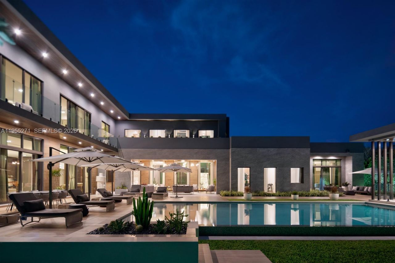 5900 SW 129th Ter, Pinecrest, FL 33156 Photo