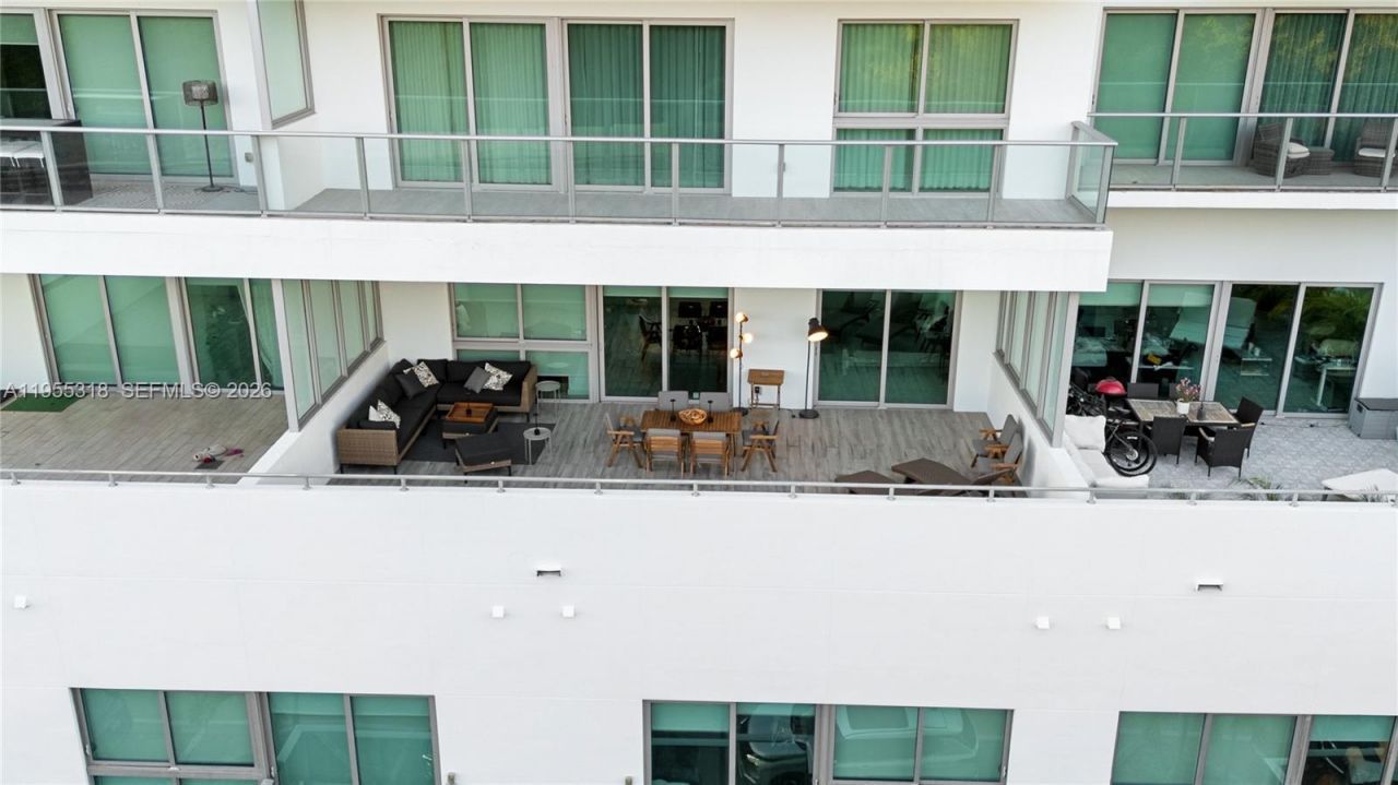 1600 SW 1st Ave, Unit 307, Miami, FL 33129 Photo