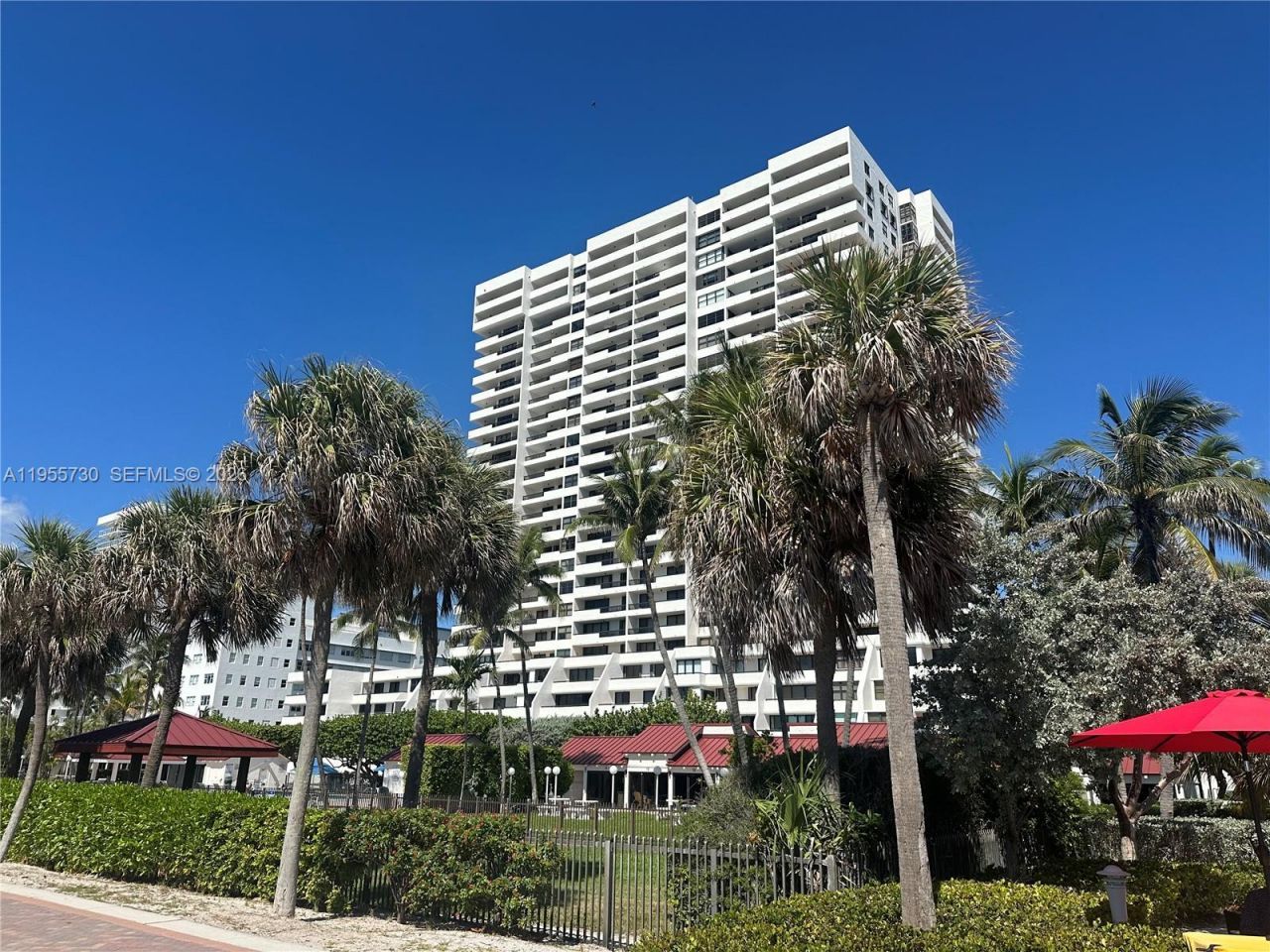 2555 Collins Ave, Unit 1804, Miami Beach, FL 33140 Photo