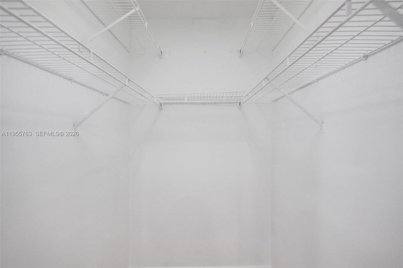 1251 Hayes St, Hollywood, FL 33019 Photo