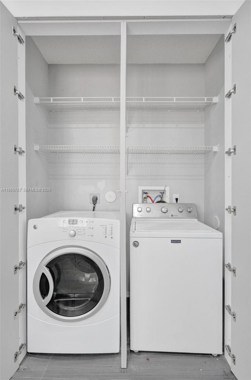 1251 Hayes St, Hollywood, FL 33019 Photo