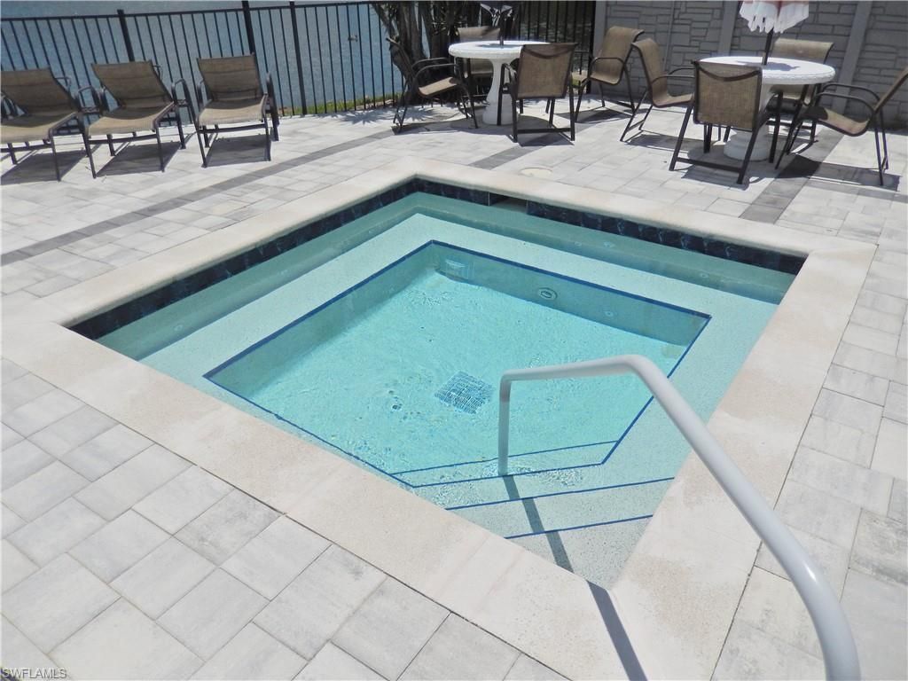 9620 Villa Dr, Unit 4, Fort Myers, FL 33905 Photo
