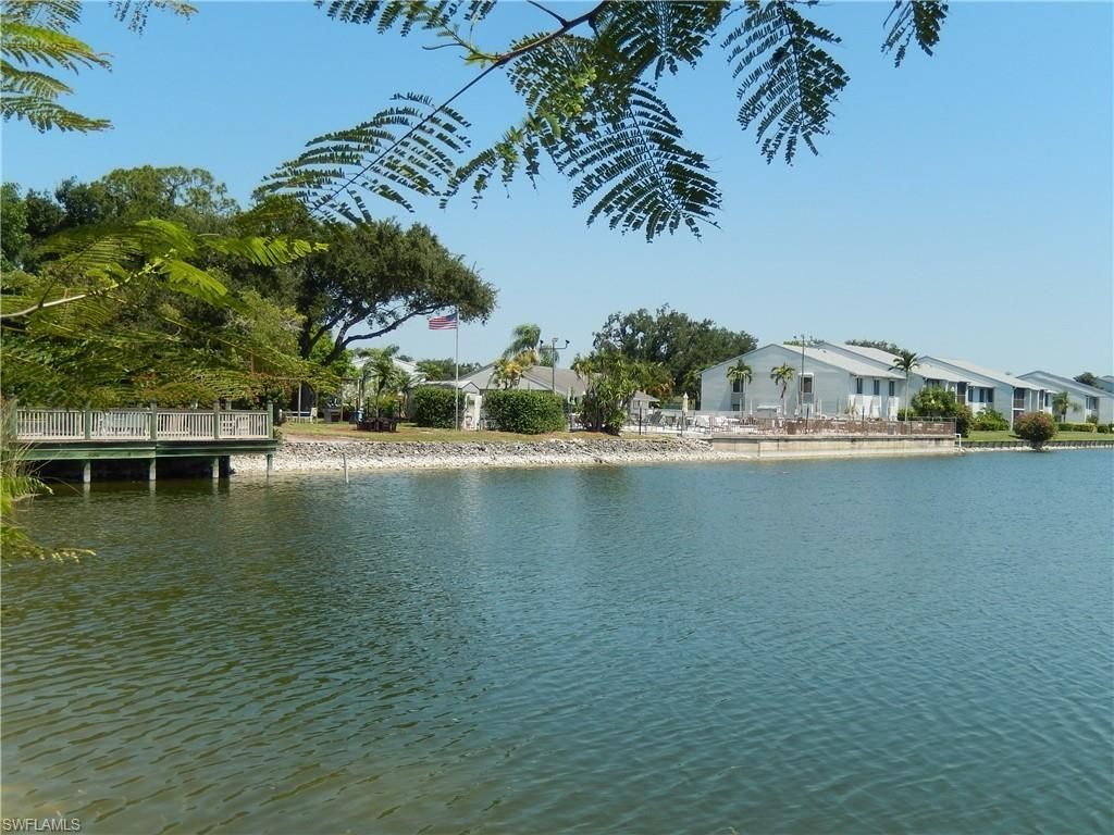 9620 Villa Dr, Unit 4, Fort Myers, FL 33905 Photo