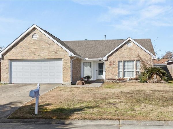 5436 CLEARPOINT Drive, Slidell, LA 70460