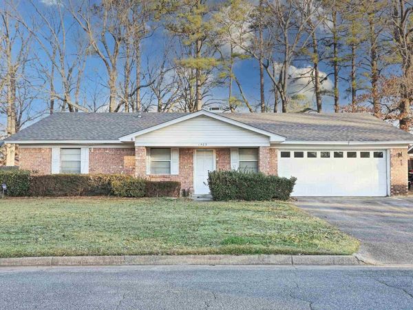 1503 Silver Fox, Pine Bluff, AR 71603