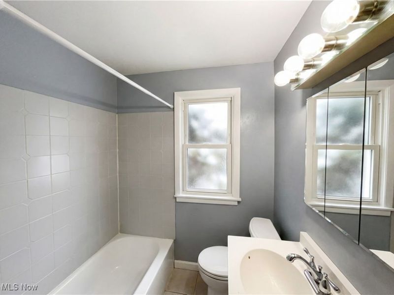 14895 Old Oak Drive, Strongsville, OH 44149 Photo 6