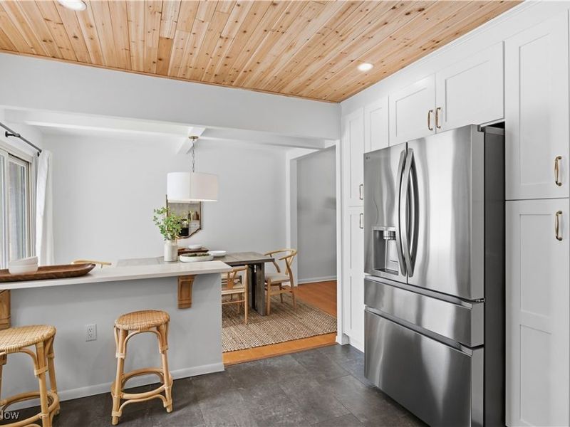 22377 Rivergate Drive, Rocky River, OH 44116 Photo 11