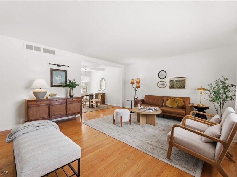 22377 Rivergate Drive, Rocky River, OH 44116 Photo 4