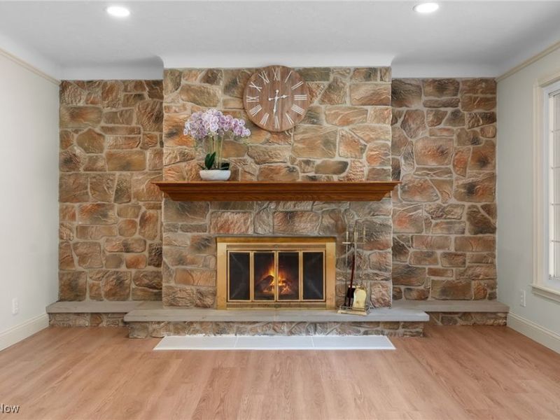 5906 Twin Lakes Drive, Parma, OH 44129 Photo 6