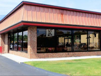 4113 Rivers Avenue , North Charleston, SC 29405