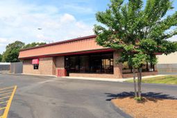 4113 Rivers Avenue  photo 4