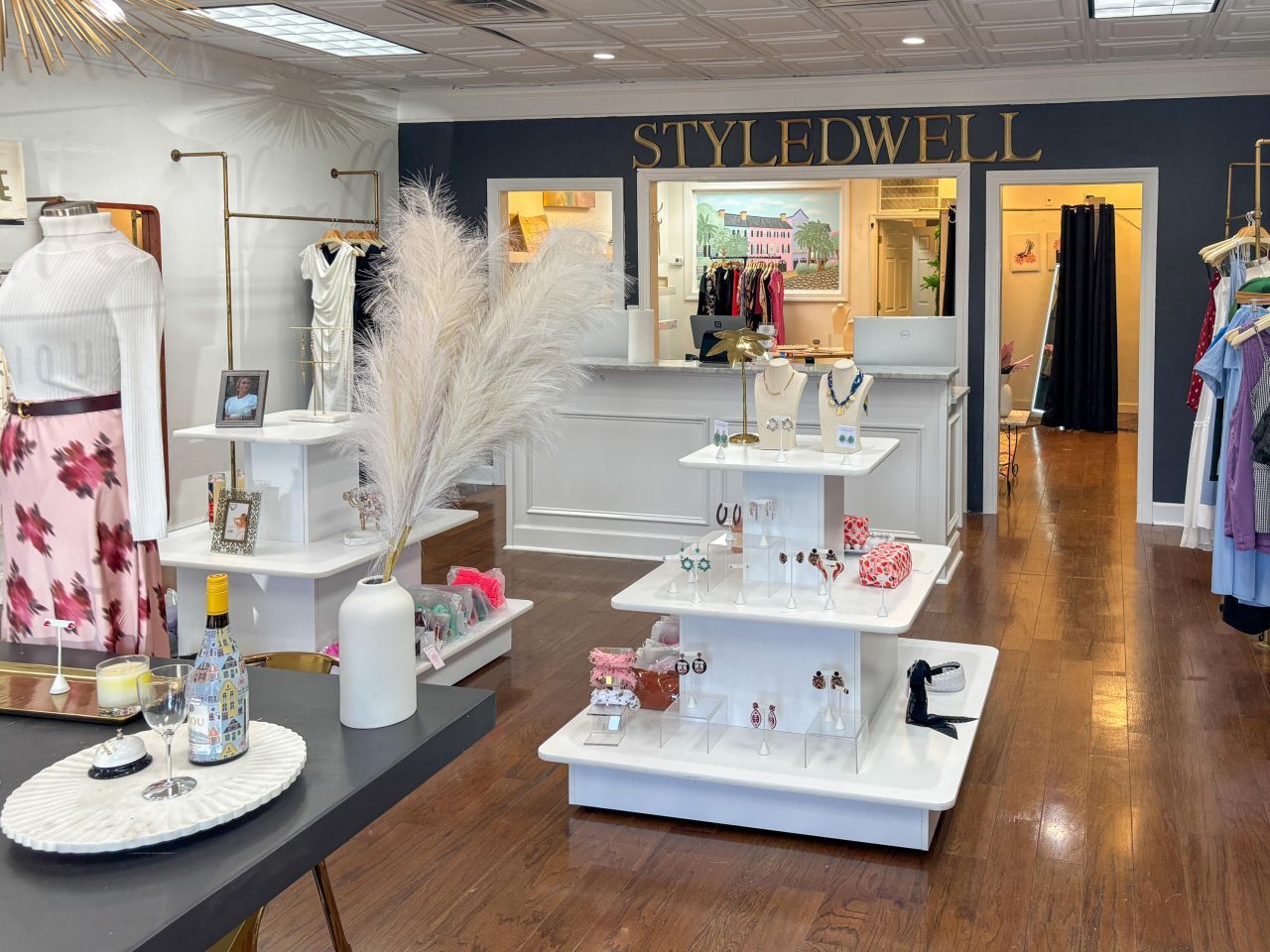 1662 Savannah Highway Photo 2