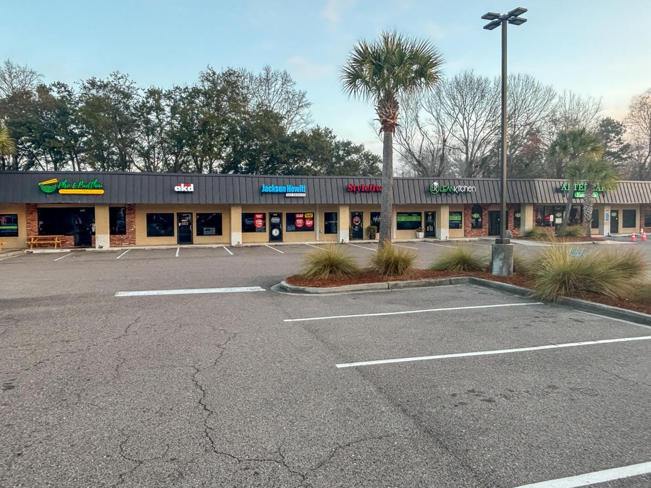 1662 Savannah Highway Photo 24