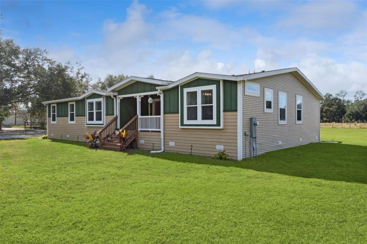 5670 Cr 577, Center Hill, FL 33514 Photo