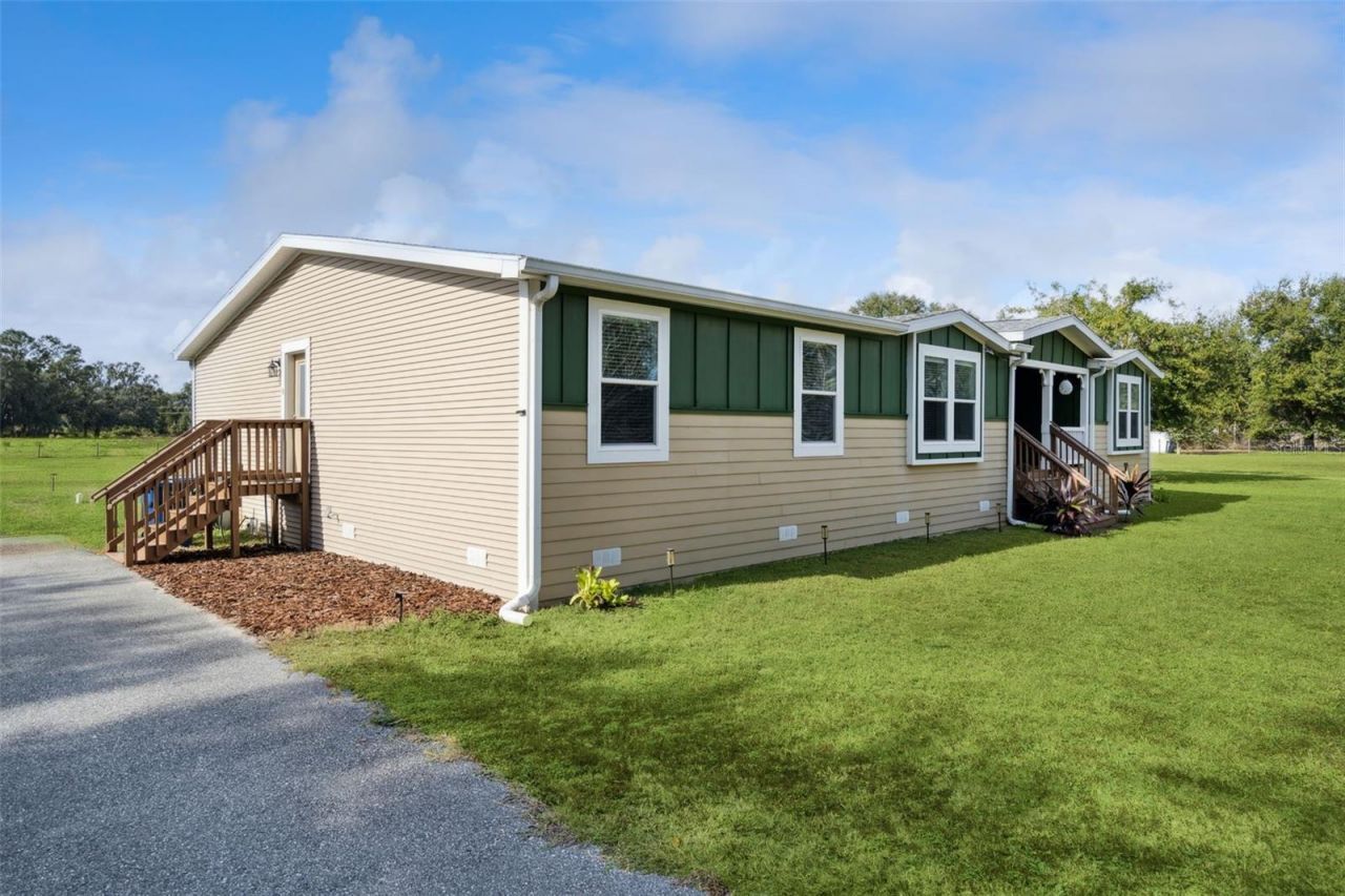 5670 Cr 577, Center Hill, FL 33514 Photo