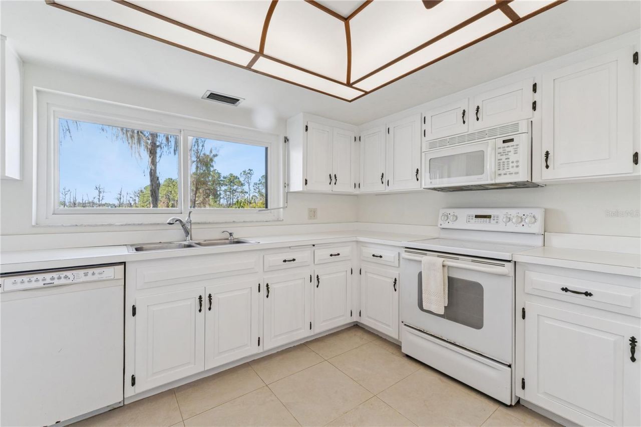 6204 Masters Boulevard, Unit 202, Orlando, FL 32819 Photo