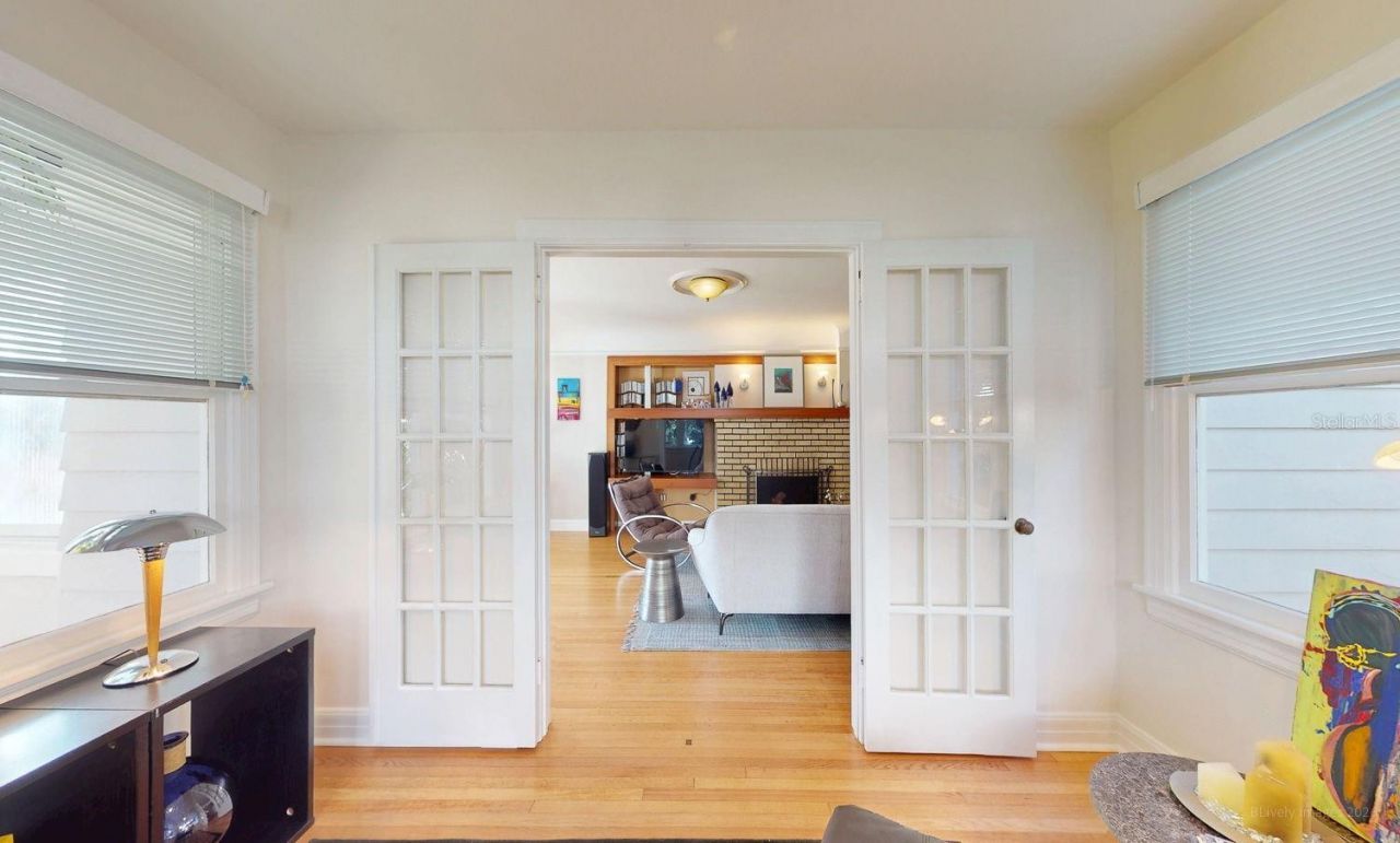 115 21st Avenue Ne, Saint Petersburg, FL 33704 Photo