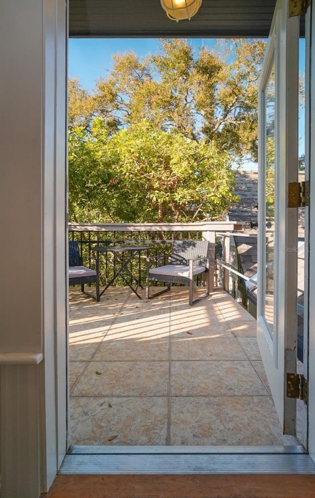 115 21st Avenue Ne, Saint Petersburg, FL 33704 Photo