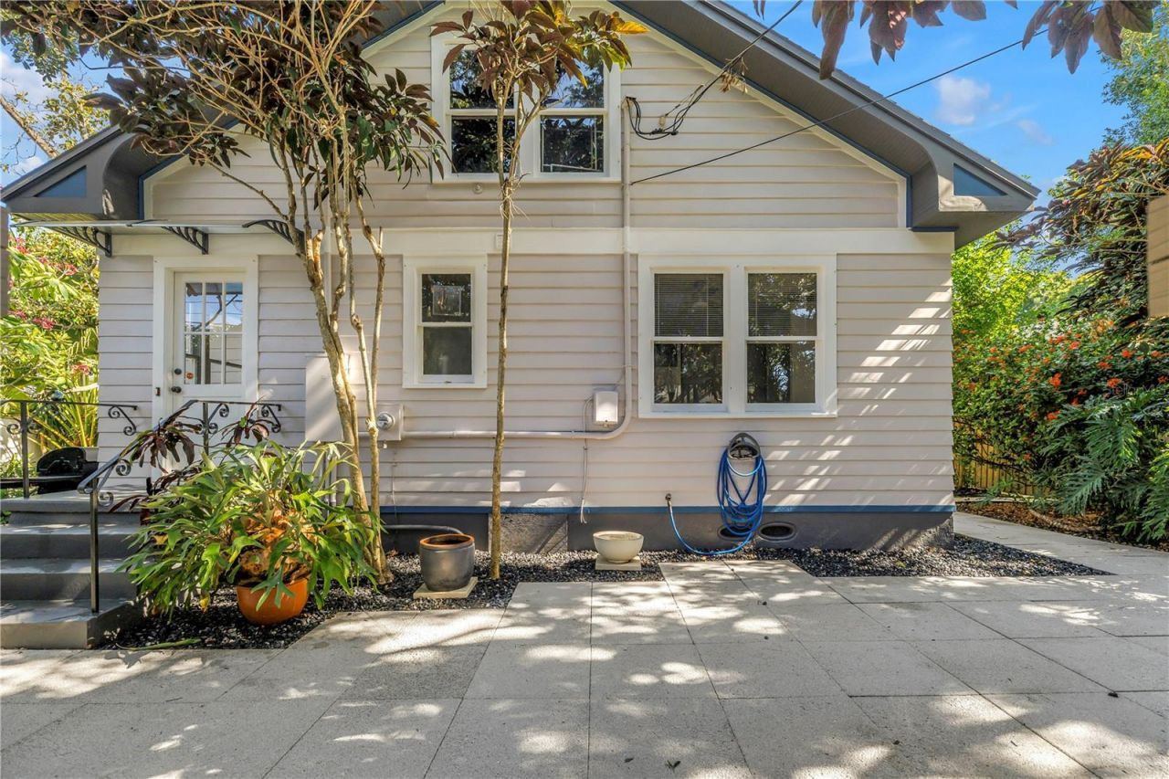 115 21st Avenue Ne, Saint Petersburg, FL 33704 Photo