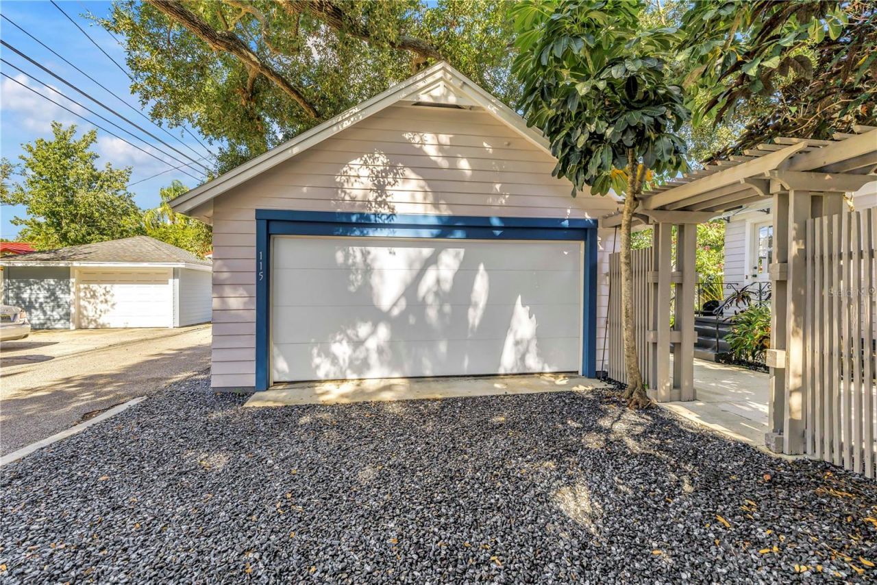 115 21st Avenue Ne, Saint Petersburg, FL 33704 Photo