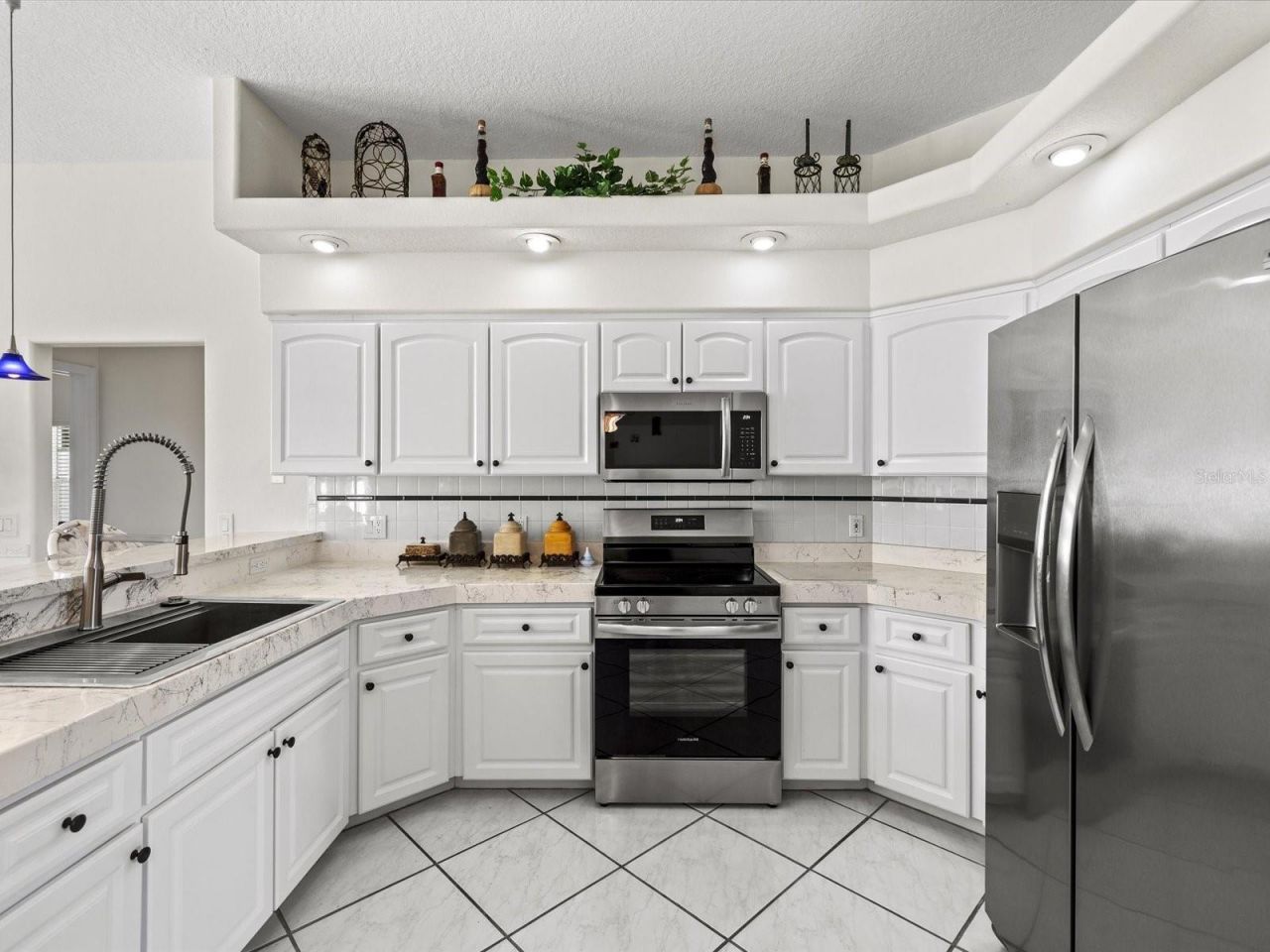 8704 Cypress Lakes Boulevard, New Port Richey, FL 34653 Photo